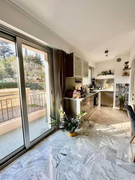 Beau 2 Pieces,Terrasse, Parking Menton Centre Apartman Kültér fotó
