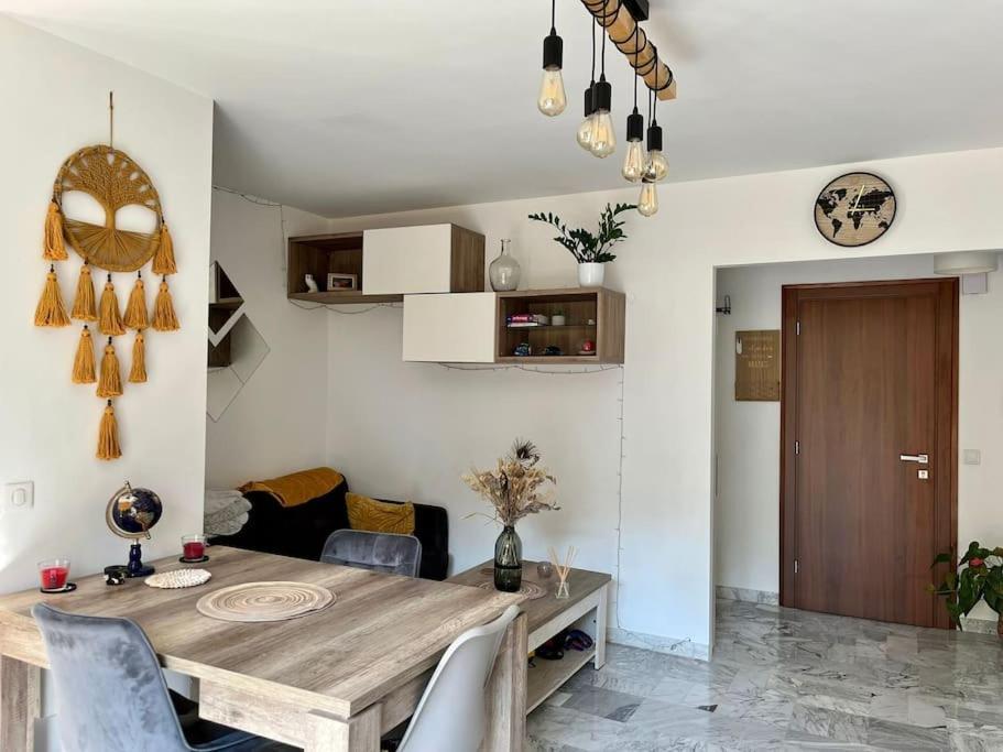 Beau 2 Pieces,Terrasse, Parking Menton Centre Apartman Kültér fotó
