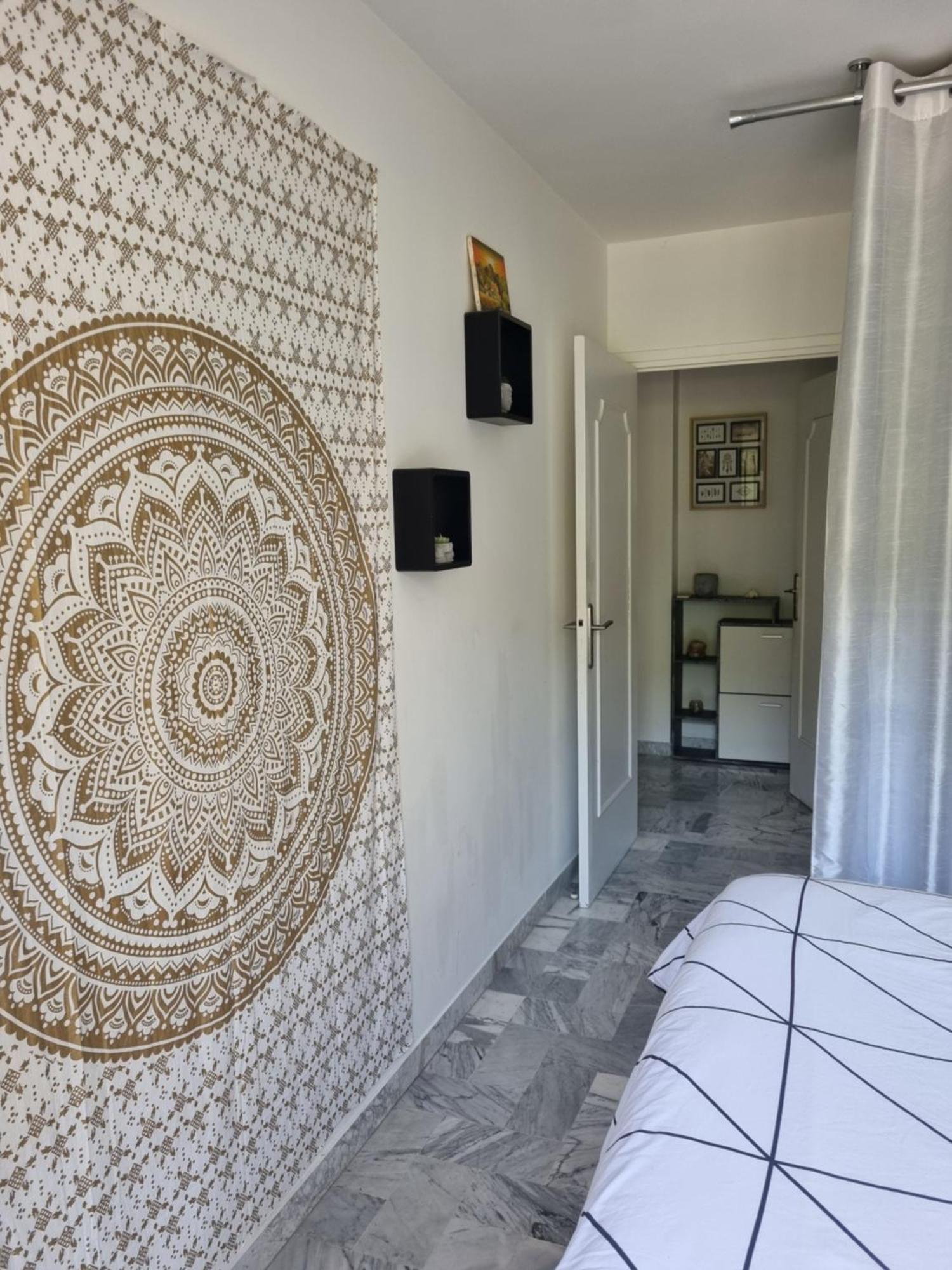 Beau 2 Pieces,Terrasse, Parking Menton Centre Apartman Szoba fotó